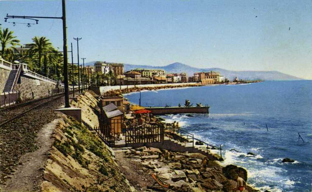 STORIA | Quando la ferrovia lambiva il mare e la stazione FS di Sanremo era uno spettacolo nello spettacolo